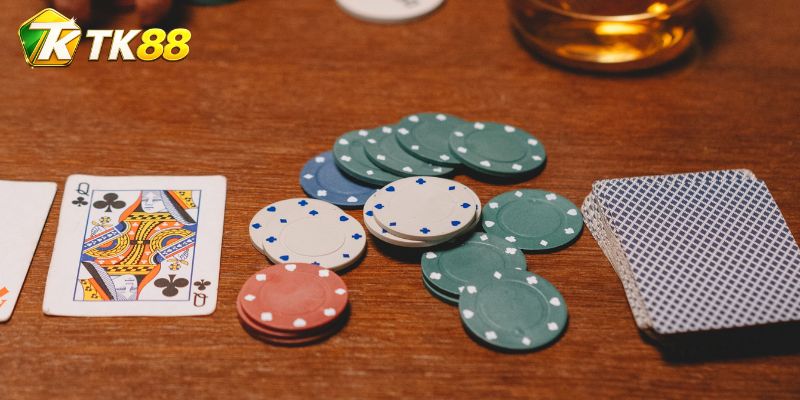 Poker Fusion Holdem tăng số lá tẩy theo từng vòng cược